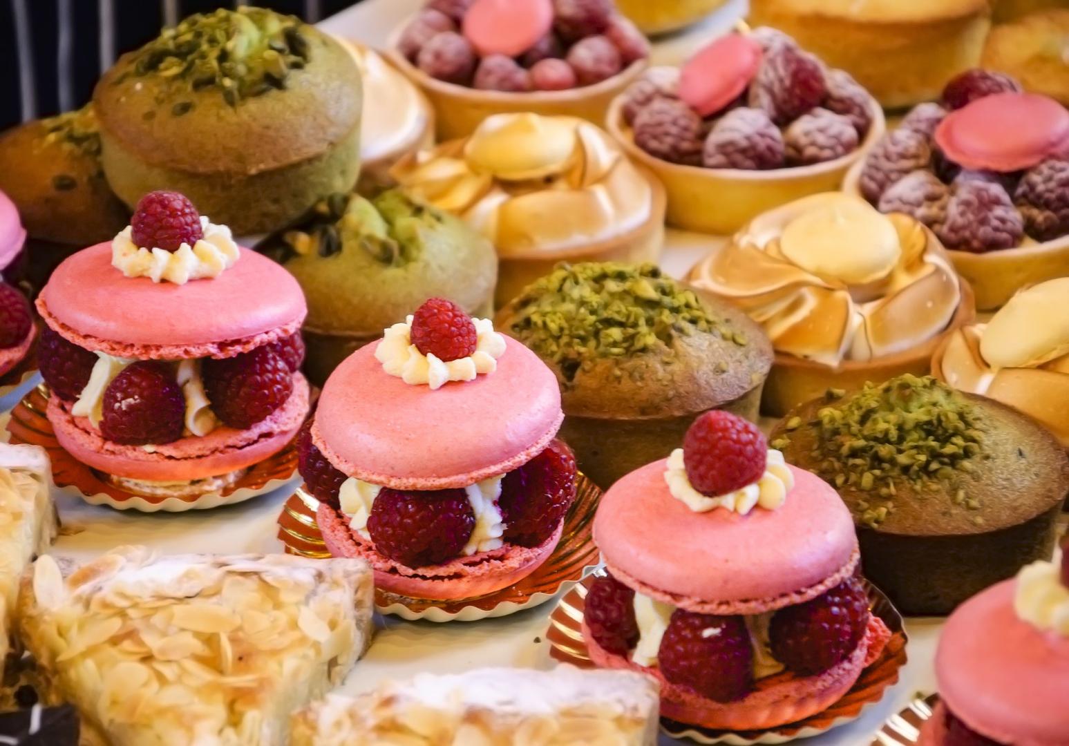 Bánh ngọt là một trong những điều làm nên nét đặc sắc cho ẩm thực Paris 